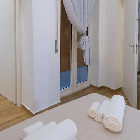 Colibri A Piazza Dante 公寓 那不勒斯