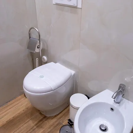 Colibri A Piazza Dante アパート ナポリ