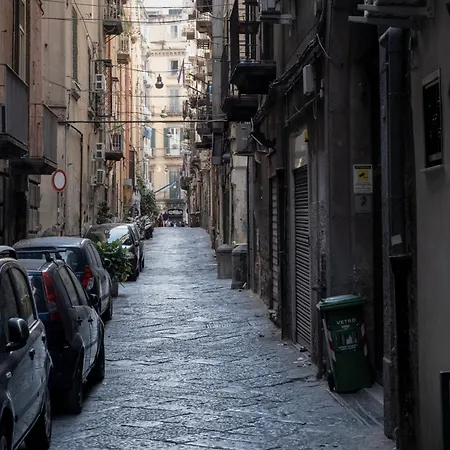 Colibri A Piazza Dante * Napoli