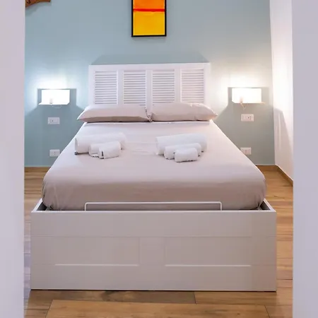 Daire Colibri A Piazza Dante Napoli