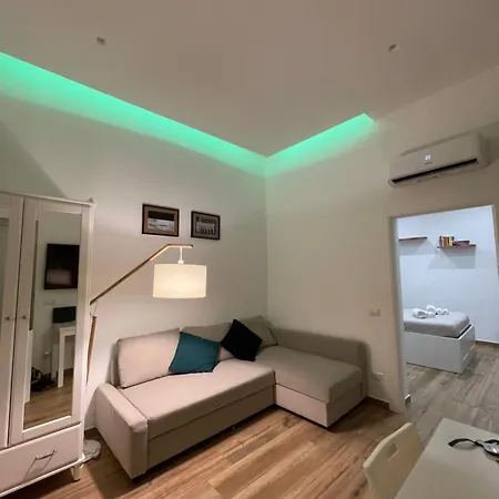 Colibri A Piazza Dante Daire *