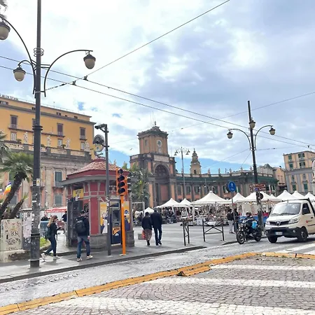 Colibri A Piazza Dante Appartement Naples